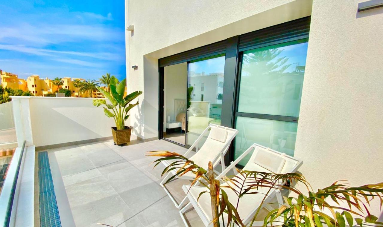 Chalet Con Piscina Privada En La Urb. De Puerto Rey Los Amarguillos Exteriér fotografie