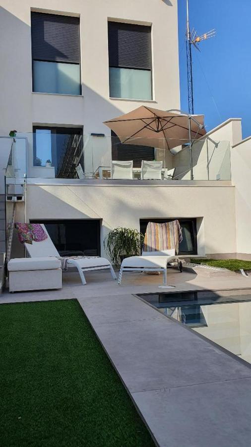 Chalet Con Piscina Privada En La Urb. De Puerto Rey Los Amarguillos Exteriér fotografie